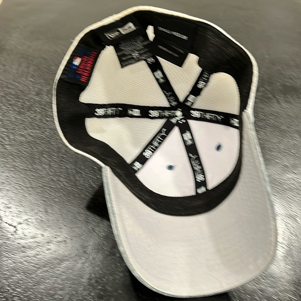 New Era NY Yankees 39THIRTY Stretch Fit Baseball Cap Size Small-Medium - Picture 9 of 10
